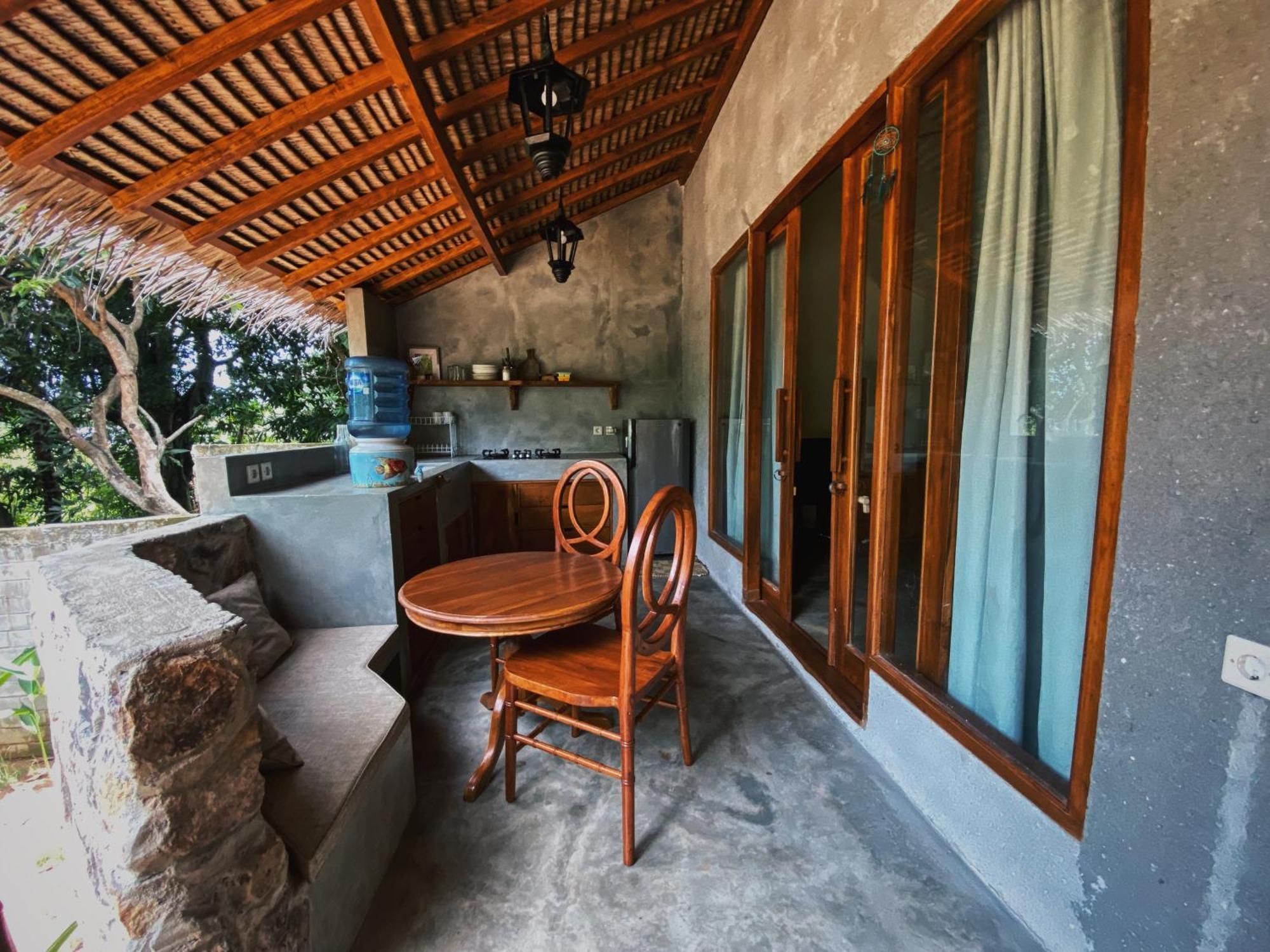 Basa-Basi Lodge Karimunjawa Eksteriør bilde