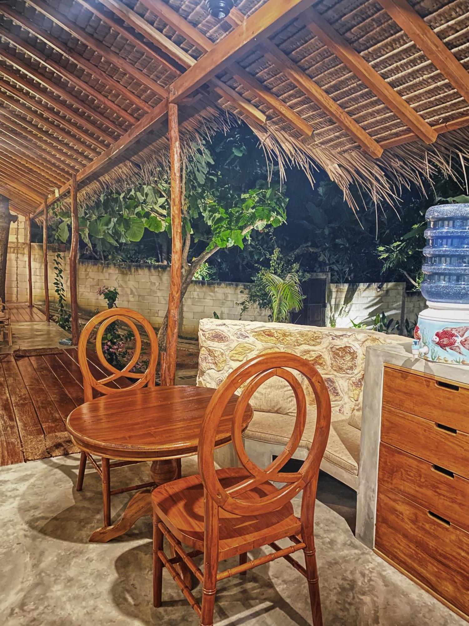 Basa-Basi Lodge Karimunjawa Eksteriør bilde