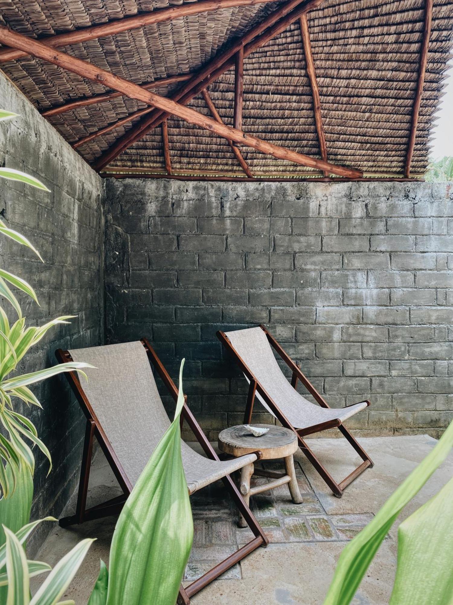 Basa-Basi Lodge Karimunjawa Eksteriør bilde