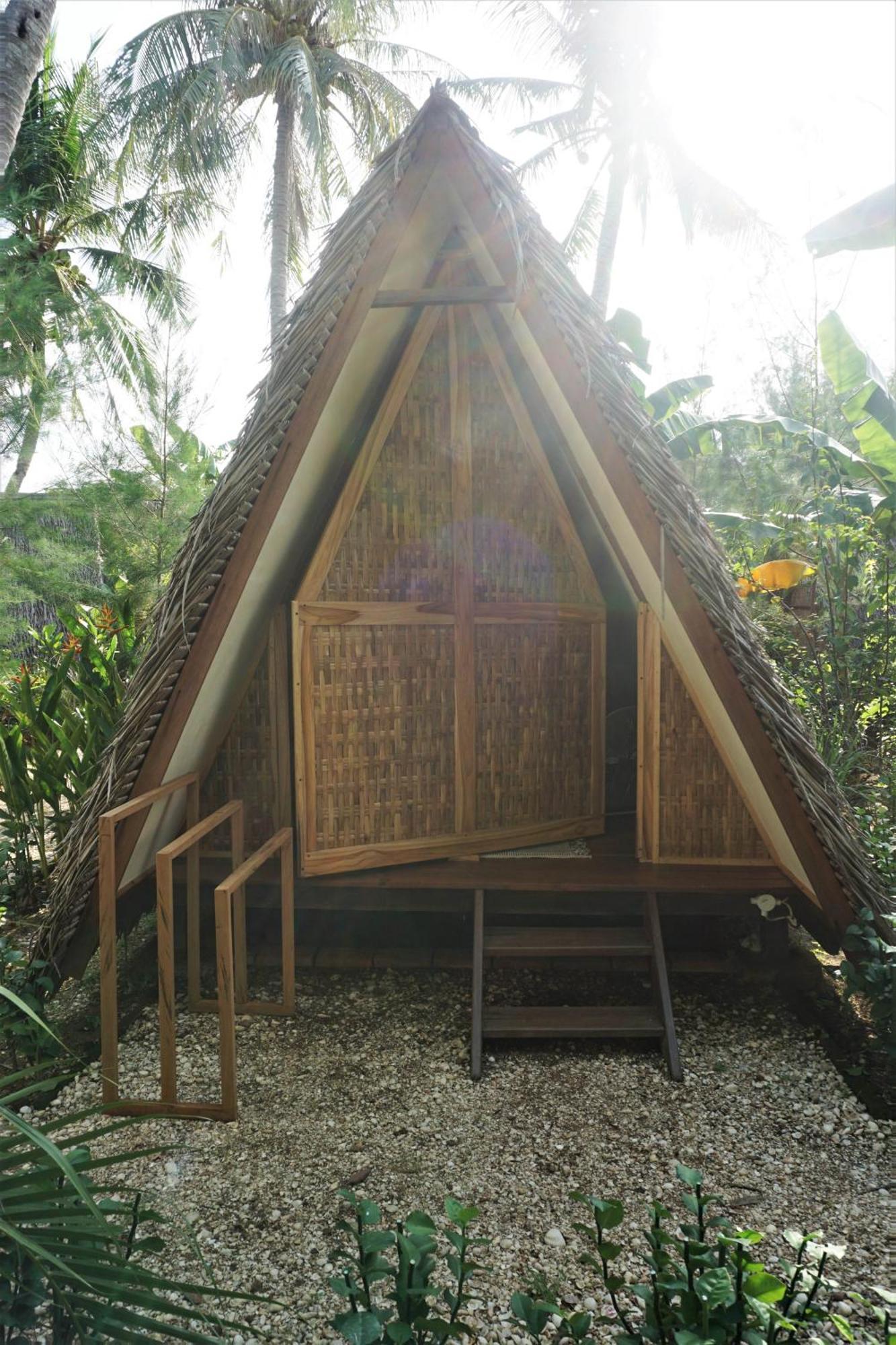 Basa-Basi Lodge Karimunjawa Eksteriør bilde