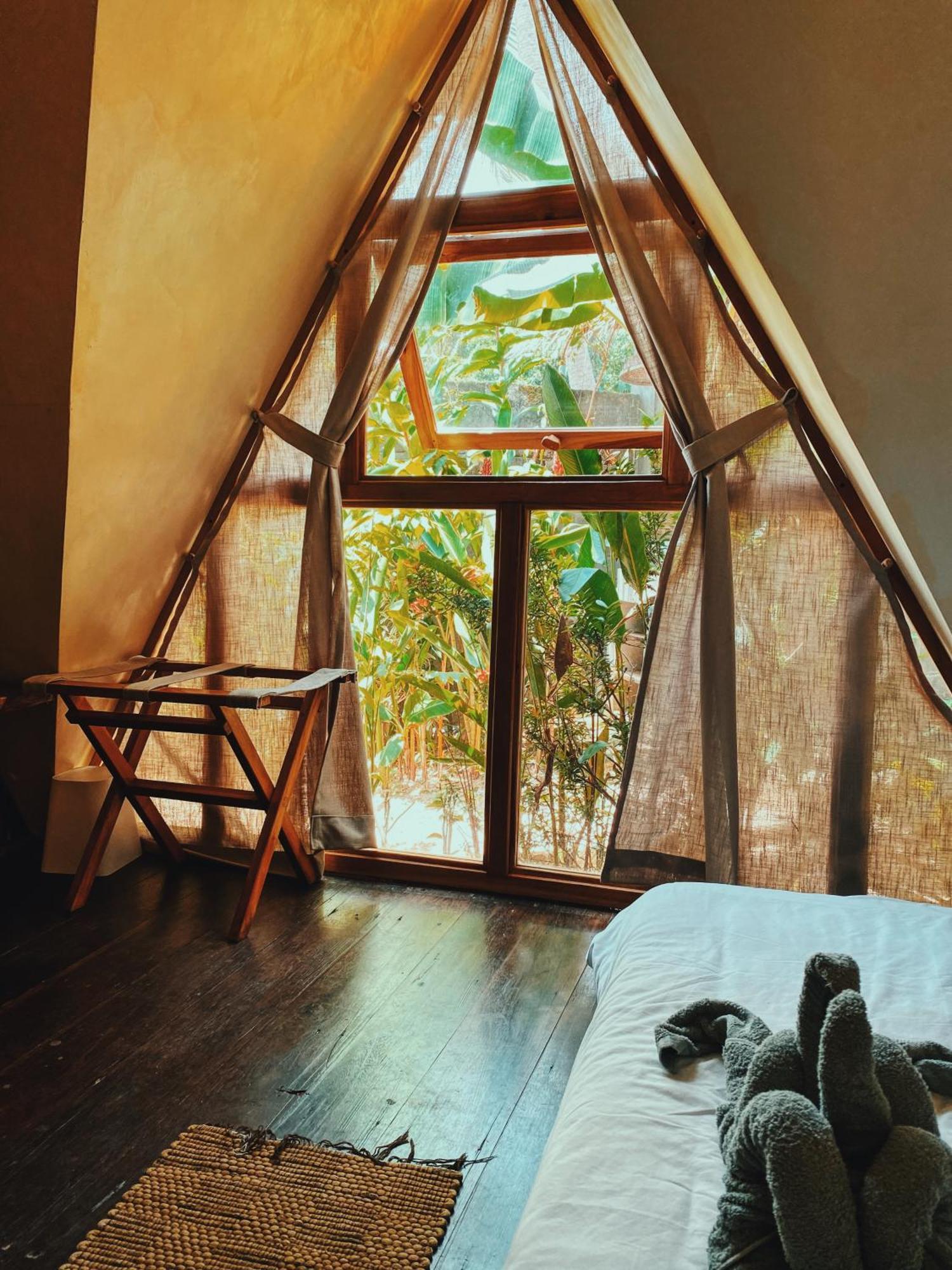 Basa-Basi Lodge Karimunjawa Eksteriør bilde