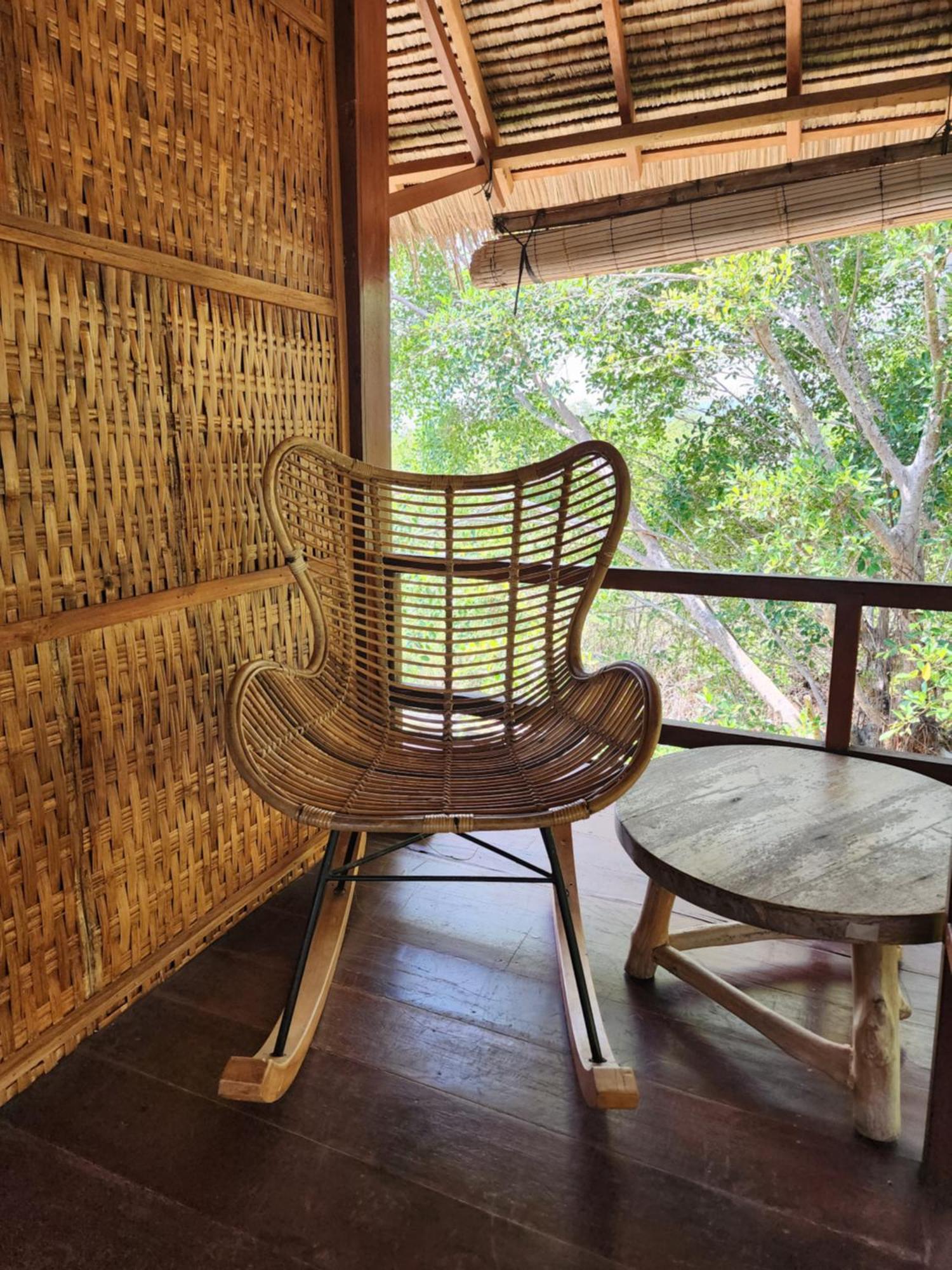 Basa-Basi Lodge Karimunjawa Eksteriør bilde
