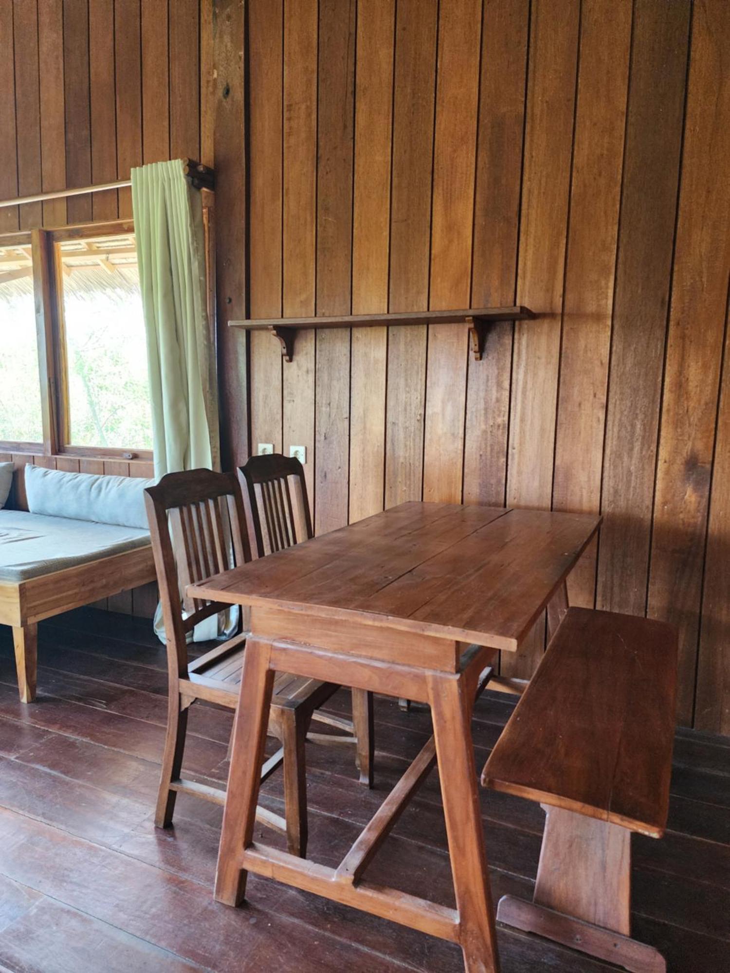 Basa-Basi Lodge Karimunjawa Eksteriør bilde