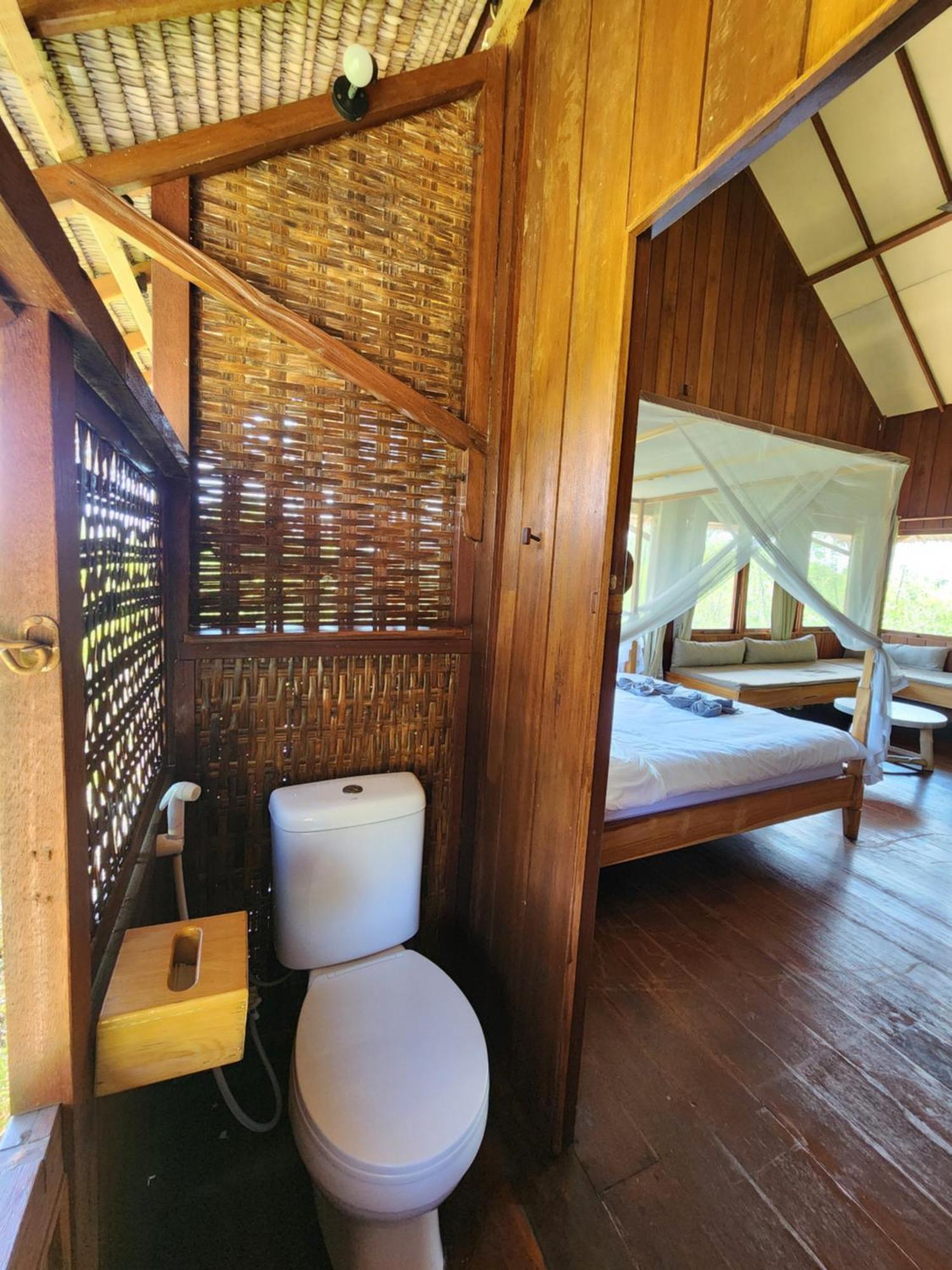 Basa-Basi Lodge Karimunjawa Eksteriør bilde