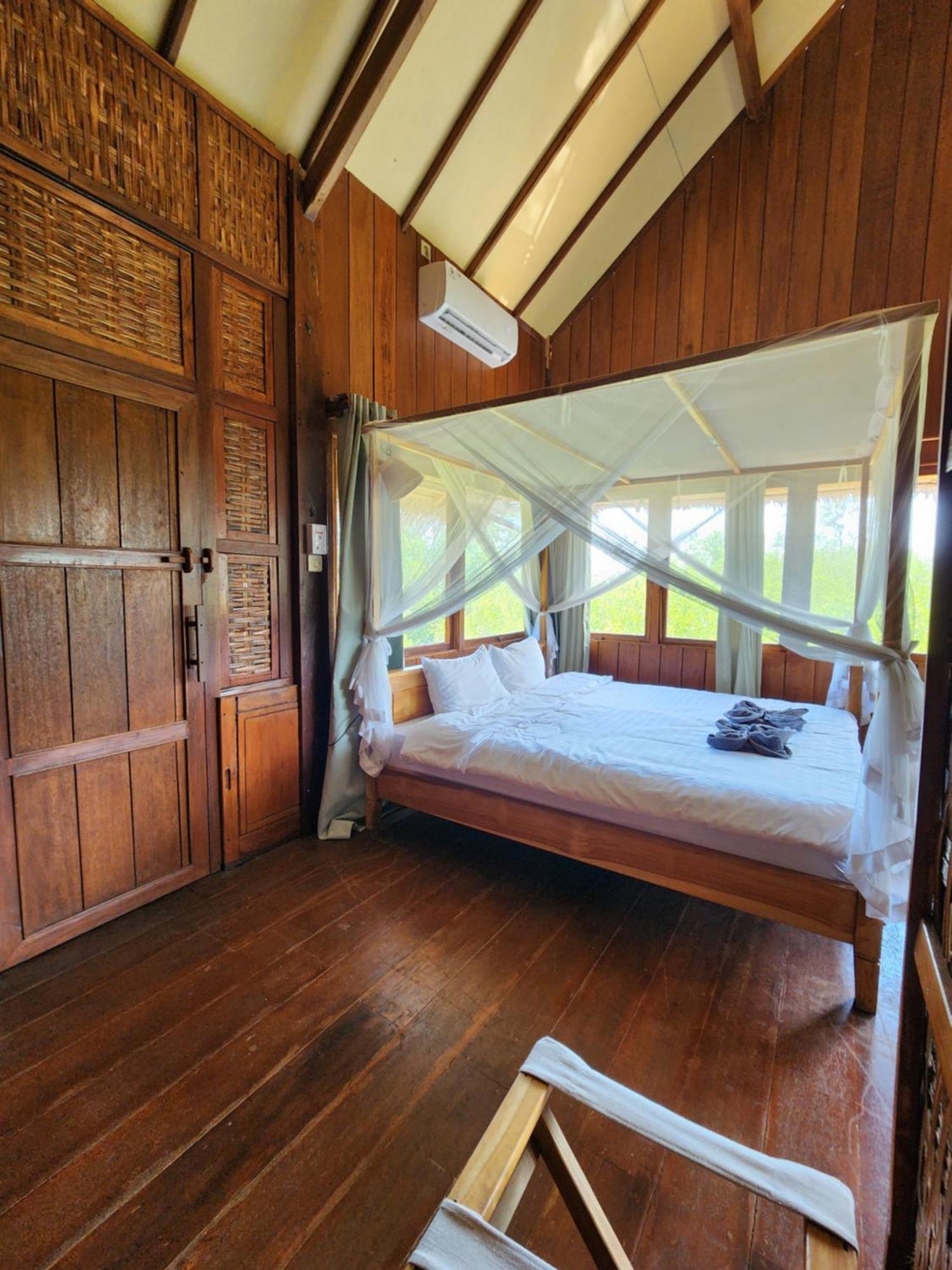 Basa-Basi Lodge Karimunjawa Eksteriør bilde